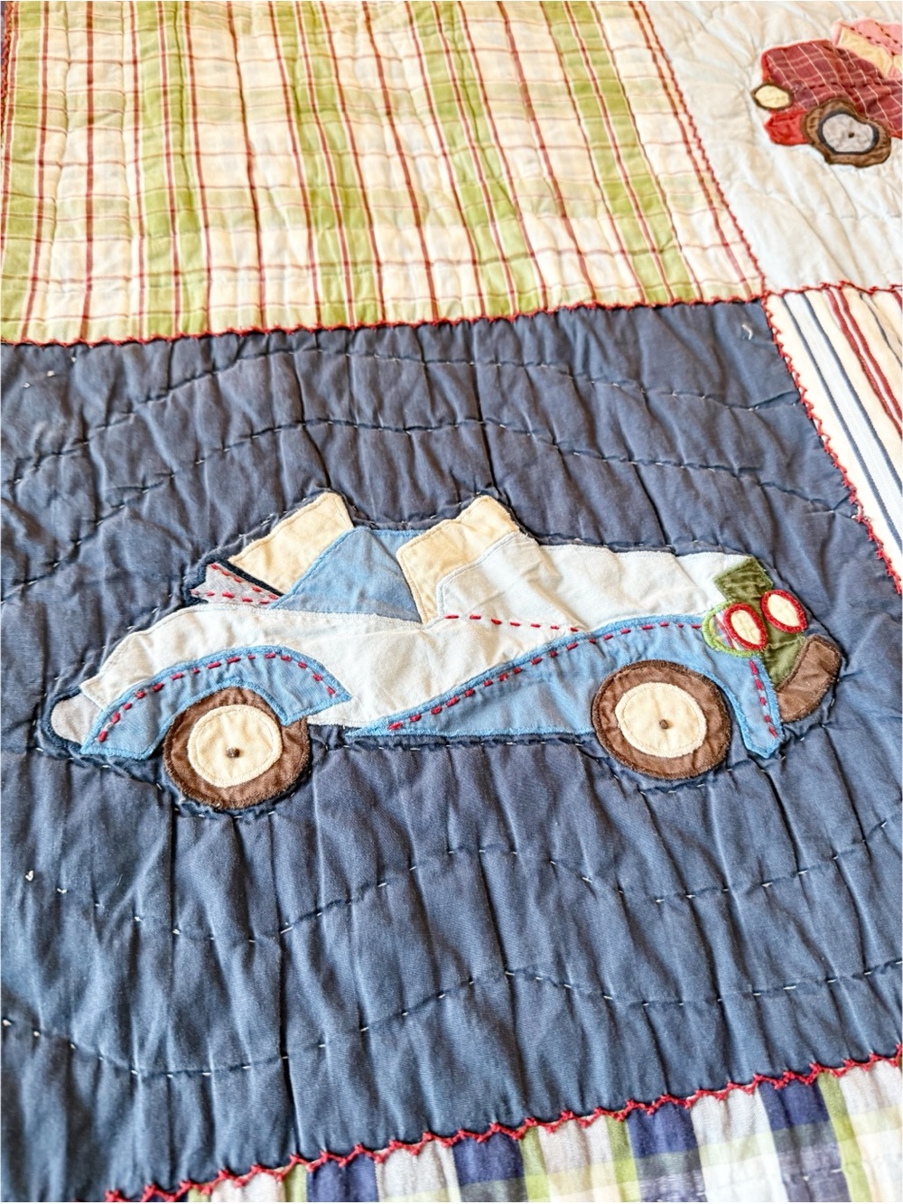 Pottery Barn Kids Twin Quilt - Vintage Cars - Picture 3 of 7